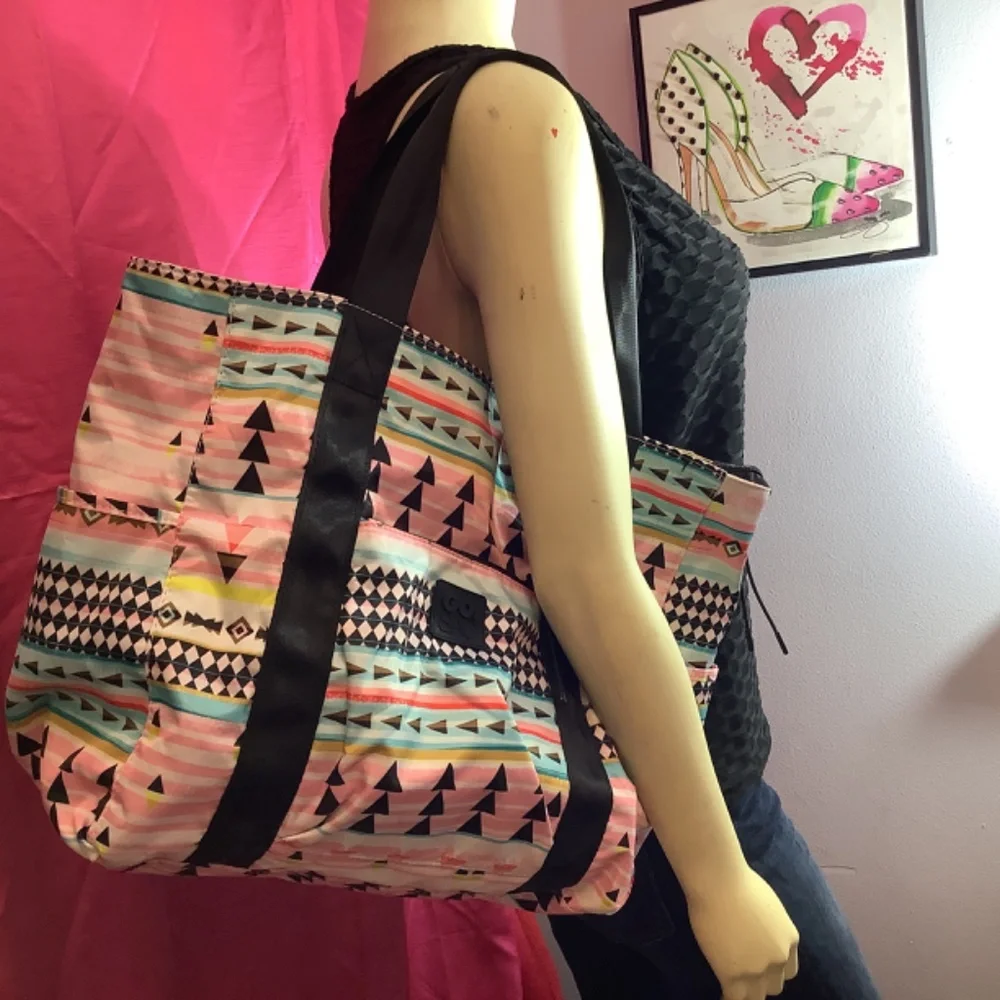 EUC GO! SAC tote overnight‎ diaper bag tote 3 piece set Aztex